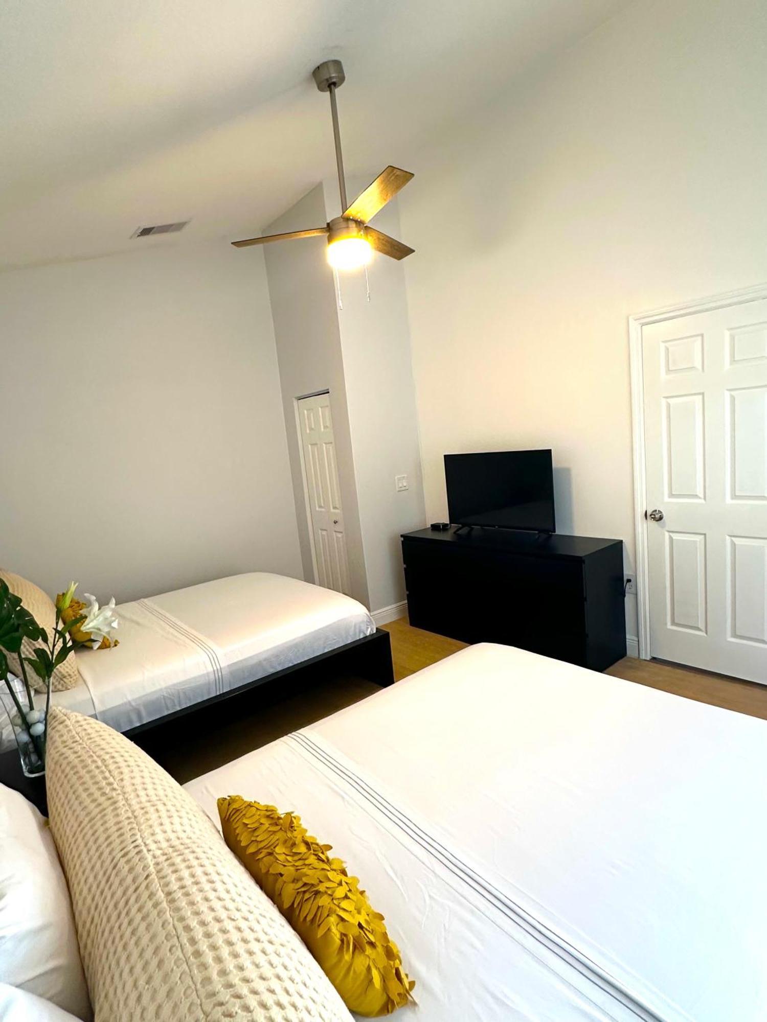 Albatross Condo In Pga Village, 2 Bedroom 1 Bath, A Side Carlton Exterior photo